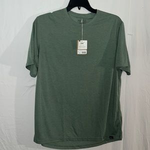 Men’s Patagonia Capilene Cool Trail Shirt Green size large